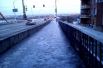 Для жителей Батайска Ворошиловский мост служил неизменной переправой. Из-за транспортных заторов люди частенько ходили по Ворошиловскому мосту в Батайск пешком.