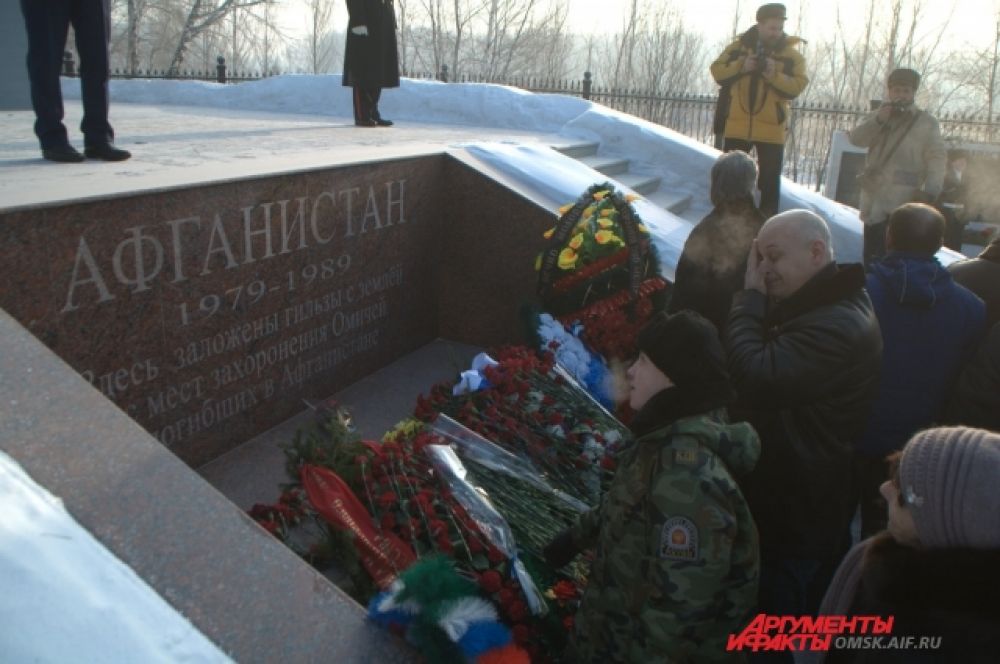 Омичи почтили память воинов, погибших в Афганистане.