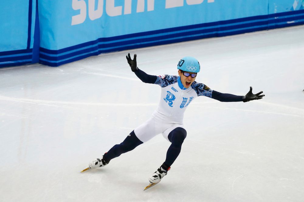 В пятницу 21 февраля конькобежец Виктор Ан завоевал золотую медаль в шорт-треке на 500 м. 