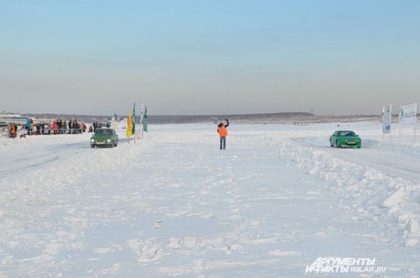 Гонки проходили на ольду Ершовского залива.