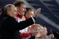 Президент России Владимир Путин, на церемонии закрытия XXII зимних Олимпийских игр в Сочи.