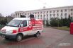 Во время митинга у парламента на площади Ленина дежурила машина Всеукраинского референдума по народной инициативе.