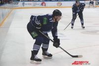 Приморские хоккеисты на льду «Фетисов Арены».