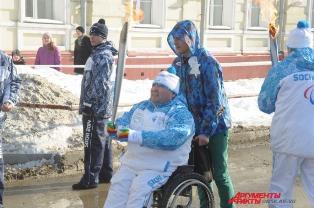 Эстафета Паралимпийского огня стартовала в Омске.