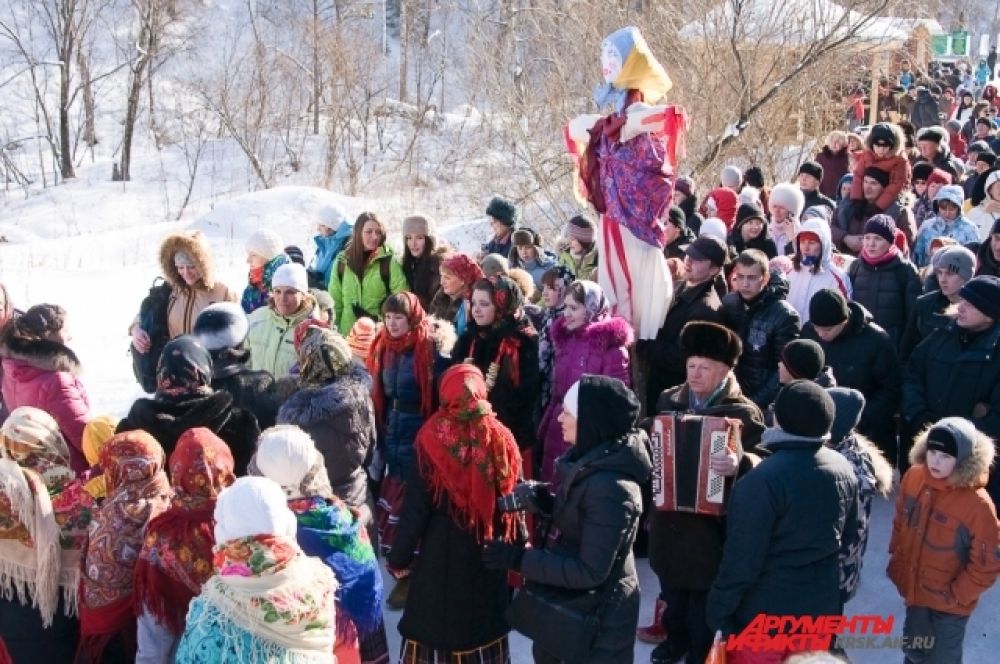 Масленица в Красноярске в 2012 году