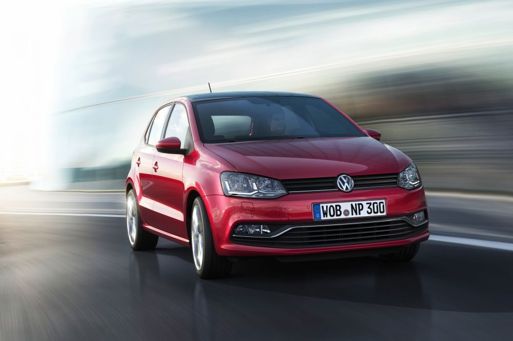 Концепты новых кроссоверов представил и Volkswagen. Немецкий производитель создал автомобиль на базе Polo, правда, планирующаяся на 2016 год машина будет классом выше.