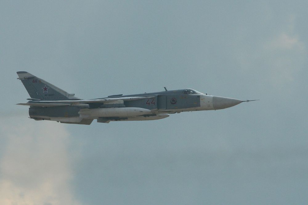 В 1971 году началось массовое производство фронтового бомбардировщика Су-24, способного работать в сложных метеоусловиях. В общей сложности было произведено 1400 машин, многие из которых применялись в афганской и чеченской войнах.