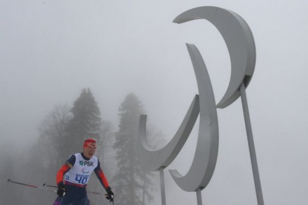 Биатлонист Николай Полухин завоевал «серебро» в биатлоне на 12,5 км в категории «с нарушением зрения». Это уже вторая медаль Полухина в Сочи.