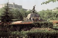 Памятник пионеру-герою Марату Казею в Минске.