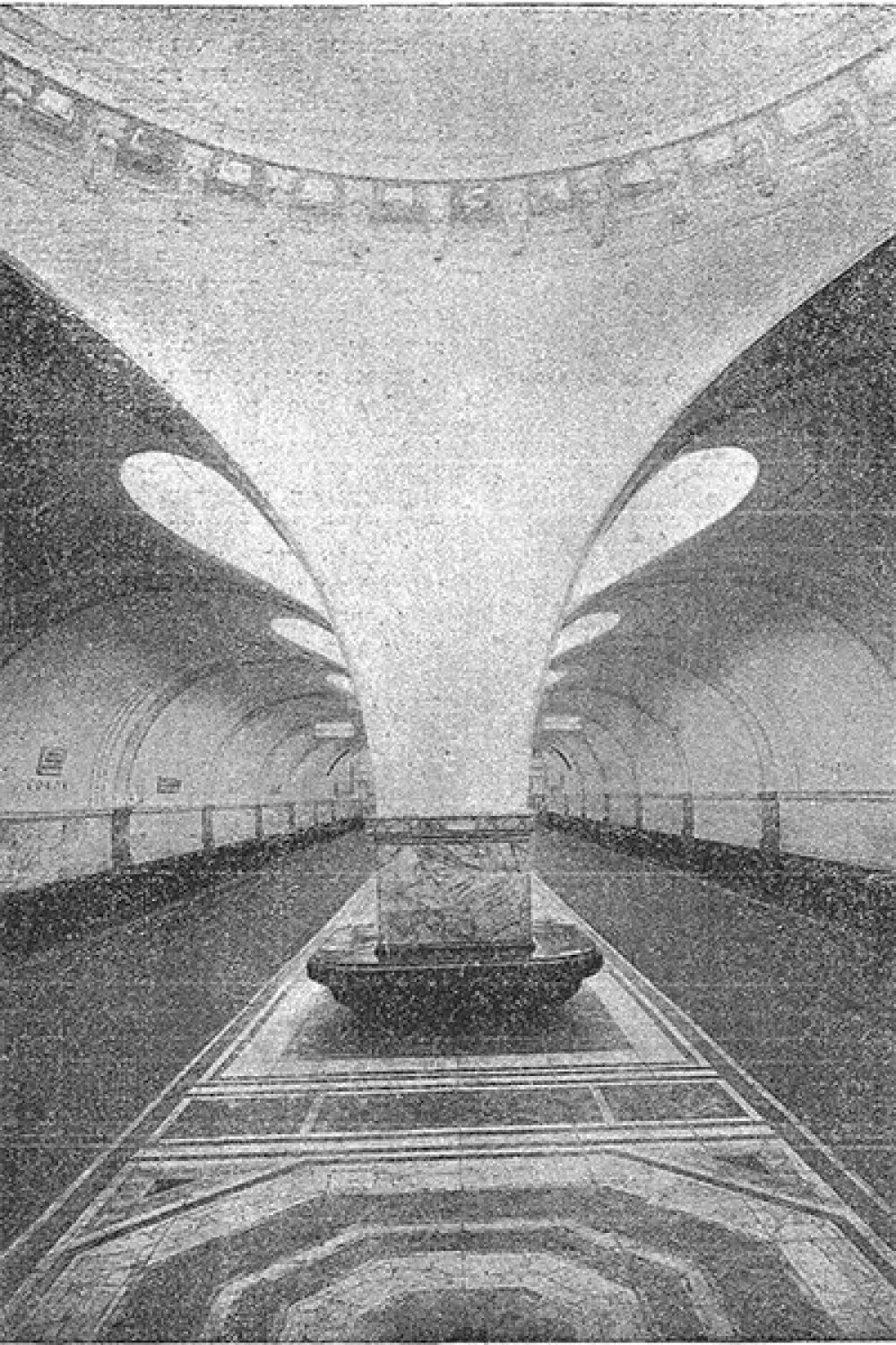 Перрон станции метро «Сокол» в 1938 году.