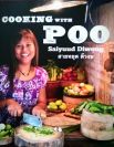 Конфуз этой книги заключается в том, что прозвище автора книги на тайском языке означает «краб», в то время как в английском языке слово «poo» служит для обозначения экскрементов в разговорах с детьми.
