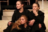 Анна Лузгина: «Спектакль «Три сестры» - один из моих любимых».
