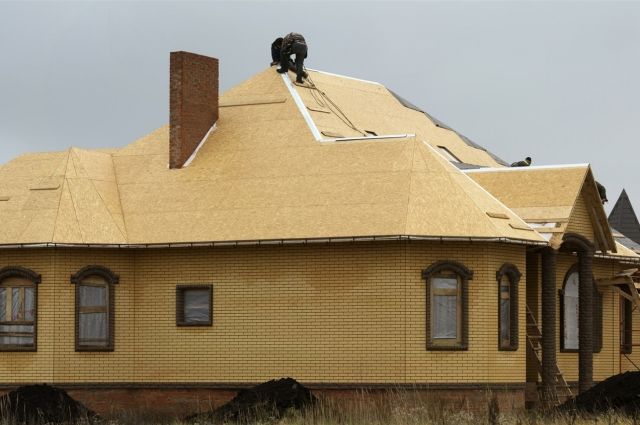 В Омской области на строительство дома дают беспроцентную ипотеку.