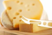 Против предприятия по производству сыра завели уголовное дело.