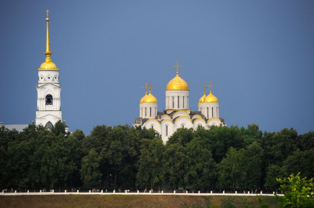 В храме проводятся регулярные службы, но по большей части он открыт как музейная экспозиция.