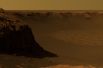Ударный кратер Виктория. Его диаметр составляет около 800 метров. Снимок сделан марсоходом «Оппортьюнити».
