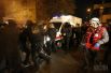 Олега Царева забросали яйцами
