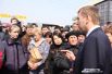 Мэр же, непонимающим языка мигрантам заявил, что открытых рынков в Иркутске не будет уже в ближайшее время.