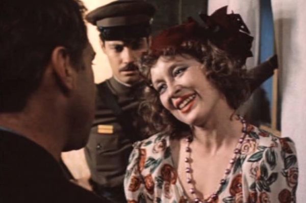 Роль Маньки Облигации в многосерийном фильме «Место встречи изменить нельзя» сделала актрису известной на всю страну, и к 80-м годам она уже была очень востребована в советском кино.