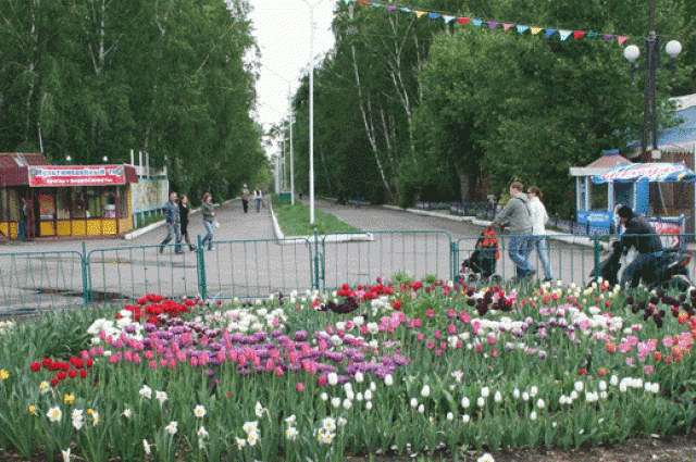 В Омске парки скоро откроют летний сезон.