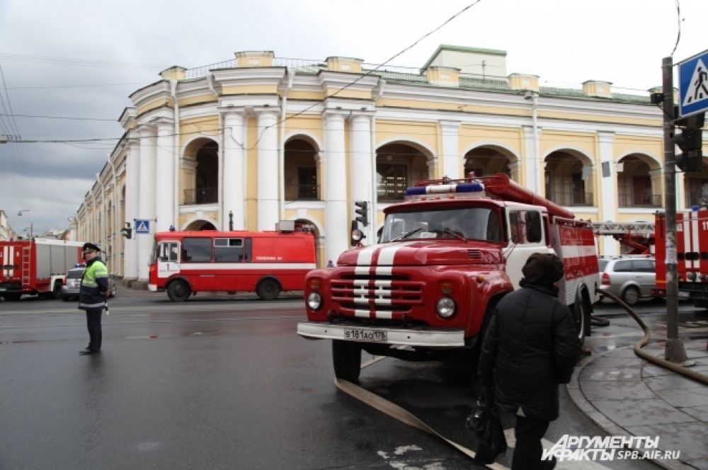 Пожар тушили на улице Ломоносова, 3.