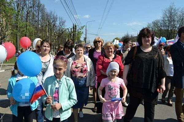 Шествие на проспекте Ленина