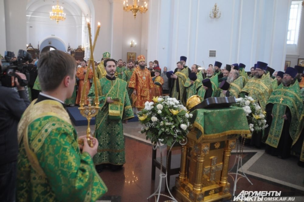 Омичи поклонились мощам преподобного Сергия Радонежского.