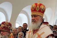 Патриарх Кирилл провёл службу в Троице-Сергиевом Варницком монастыре.