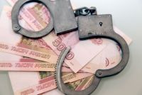За финансовую аферу подозреваемая сотрудница банка может оказаться в тюрьме.