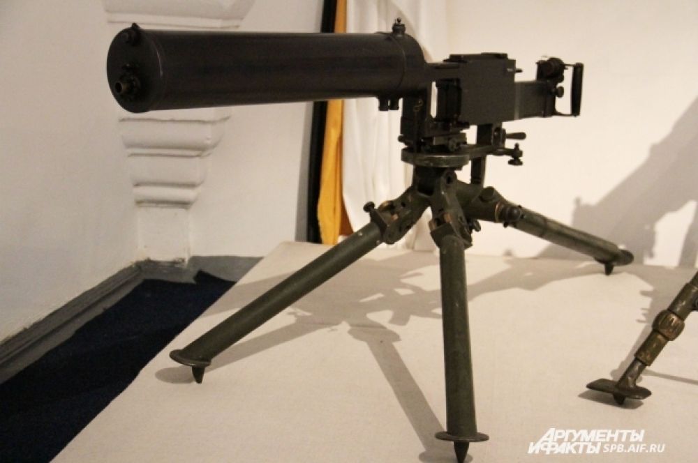 Экспонат выставки - станковый пулемет системы Фиат-Ревелли образца 1914 г. Италия.