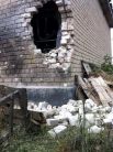В Славянске террористы обстреляли детский центр и снарядами разрушили несколько домов