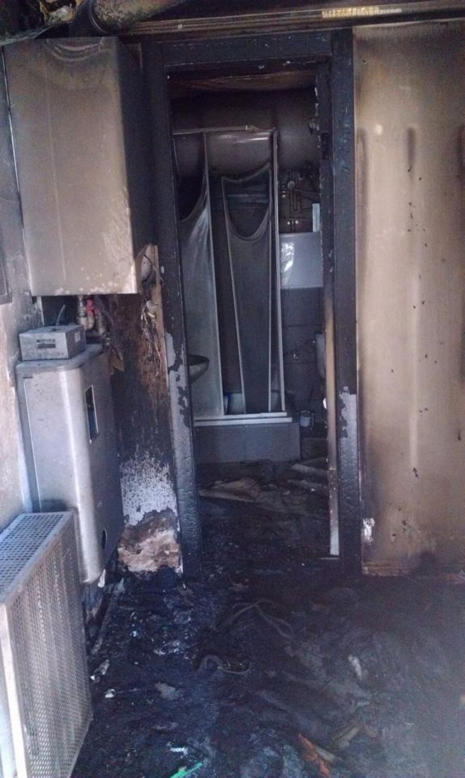 В Днепропетровске сожгли дом, гараж и автомобиль ЦареваВ Днепропетровске сожгли дом, гараж и автомобиль Царева