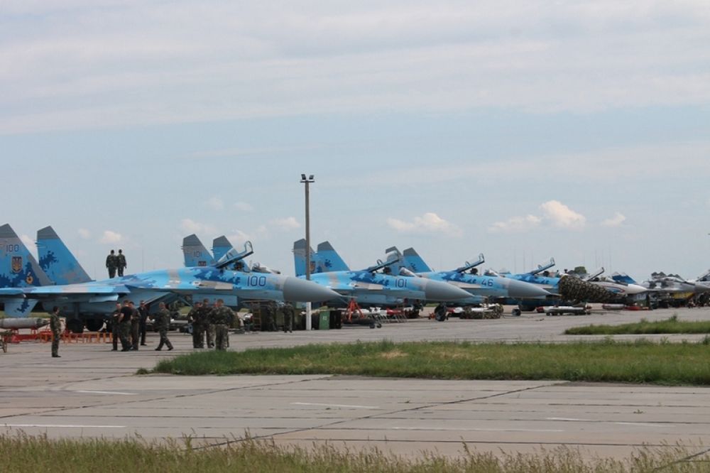 Боевые самолеты в Николаеве