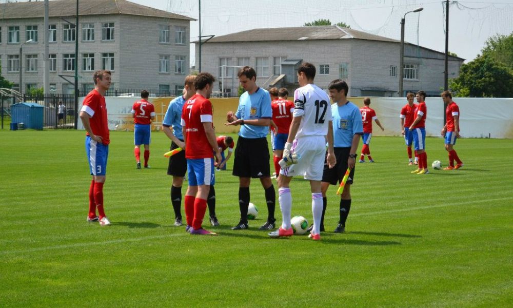 Выход команд «Арсенал» - Украина U-20