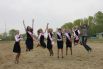 Иркутские школьники слушают песню «Жду чуда» самой популярной в городе группы «25/17», но намерены творить чудеса самостоятельно.