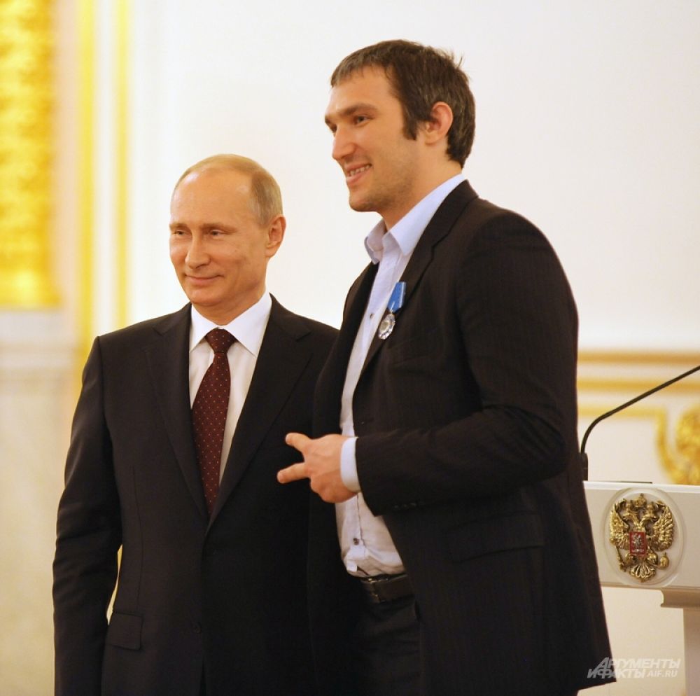 Владимир Путин и Александр Овечкин.