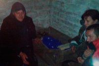 Жильцы дома в подвале