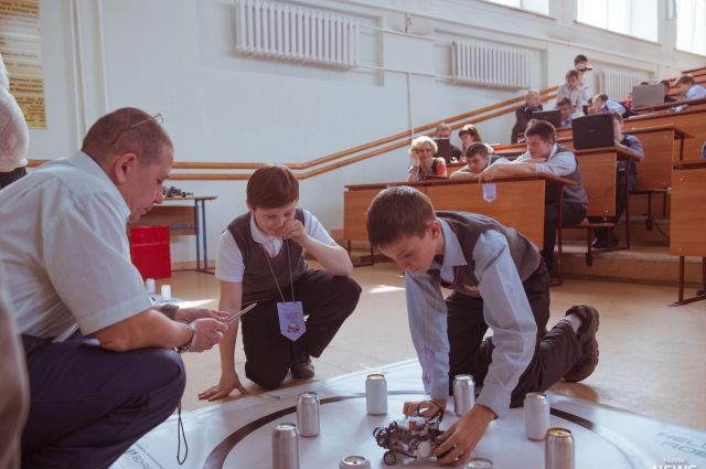 Мобильного робота кузбасские школьники могут сделать из обычного конструктора LEGO.