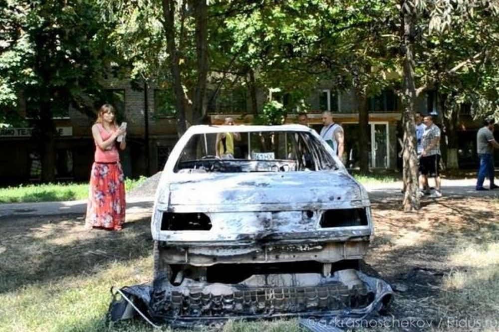 Сгоревший автомобиль