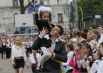 Для некоторых из учеников школьный звонок прозвенел в последний раз