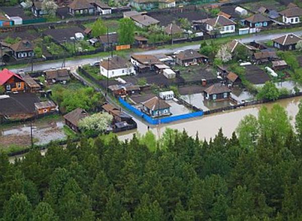 В г. Абаза в 423-х домовладениях наблюдается подтопление различного характера,