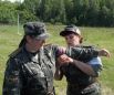Солдаты учили журналистов выживать на войне