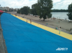 На Оболонской набережной в Киеве нарисовали самый большой национальный флаг