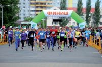 В марафоне приняли участие 2 200 любителей бега.