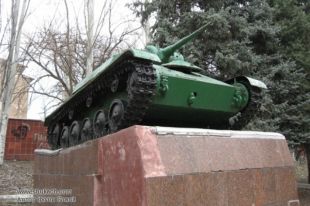 Танк-памятник