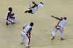 Танцоры капоэйры на открытии чемпионата мира в Бразилии.