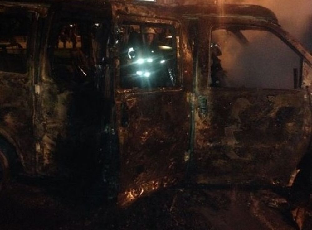 В Донецке взорвали микроавтобус лидера боевиков