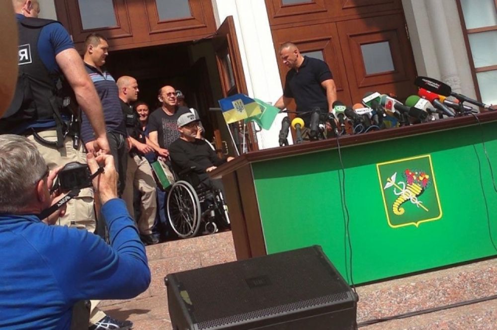 Геннадий Кернес вернулся в Харьков