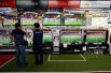 Футболом сейчас живёт практически вся Япония – почти в каждом телевизоре страны, независимо от расположения, показывают матчи Кубка мира.