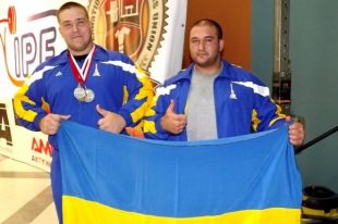 Михаил Федоров (слева), Михаил Паллер (справа)